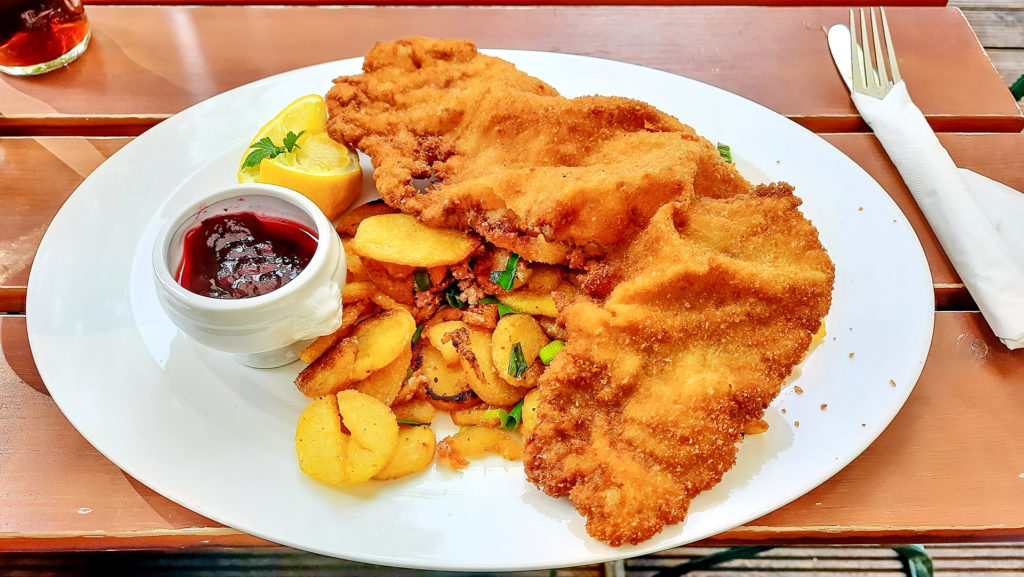 Schnitzel with potatoes